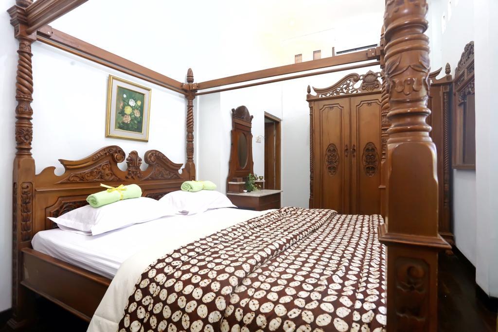 Griya Kedasih Guesthouse Yogyakarta Dış mekan fotoğraf
