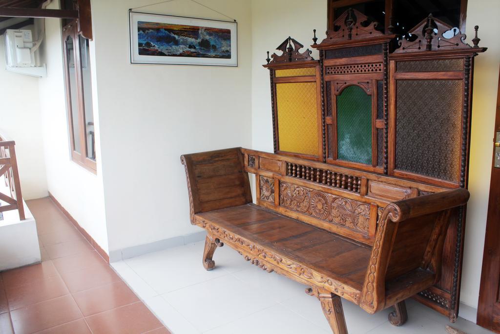 Griya Kedasih Guesthouse Yogyakarta Dış mekan fotoğraf